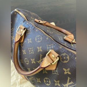 Preloved Louis Vuitton SPEEDY BANDOULIÈRE 30 with shape insert